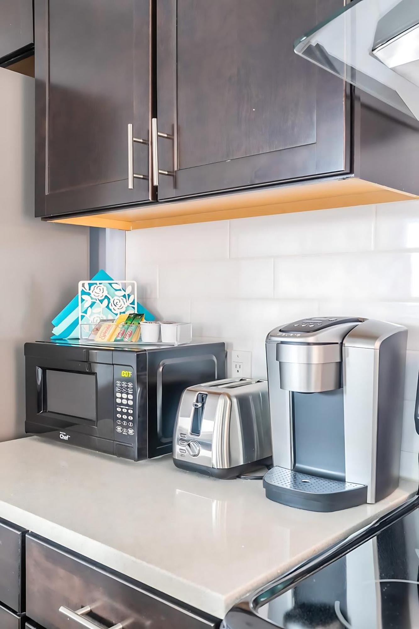 Pet Friendly - 1Br Newly Renovated Apartment Ottawa Exterior foto